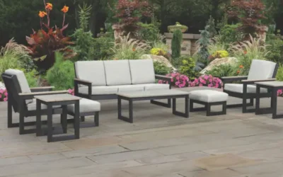 Best Outdoor Furniture for Phoenix: Poly vs Wood